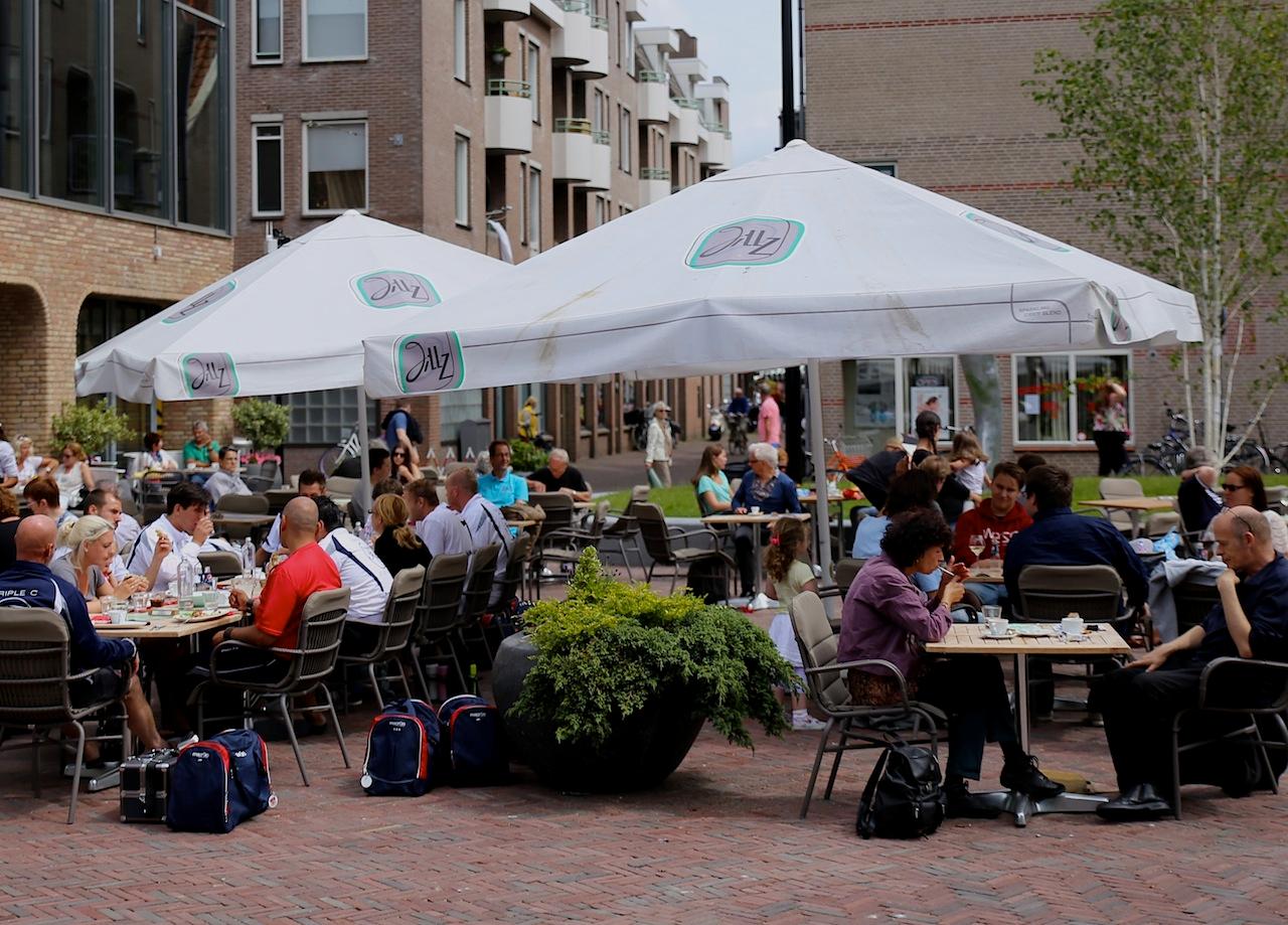 Photo Canadaplein en Alkmaar, Voir, Déjeuner, Dîner, Quartier - #1