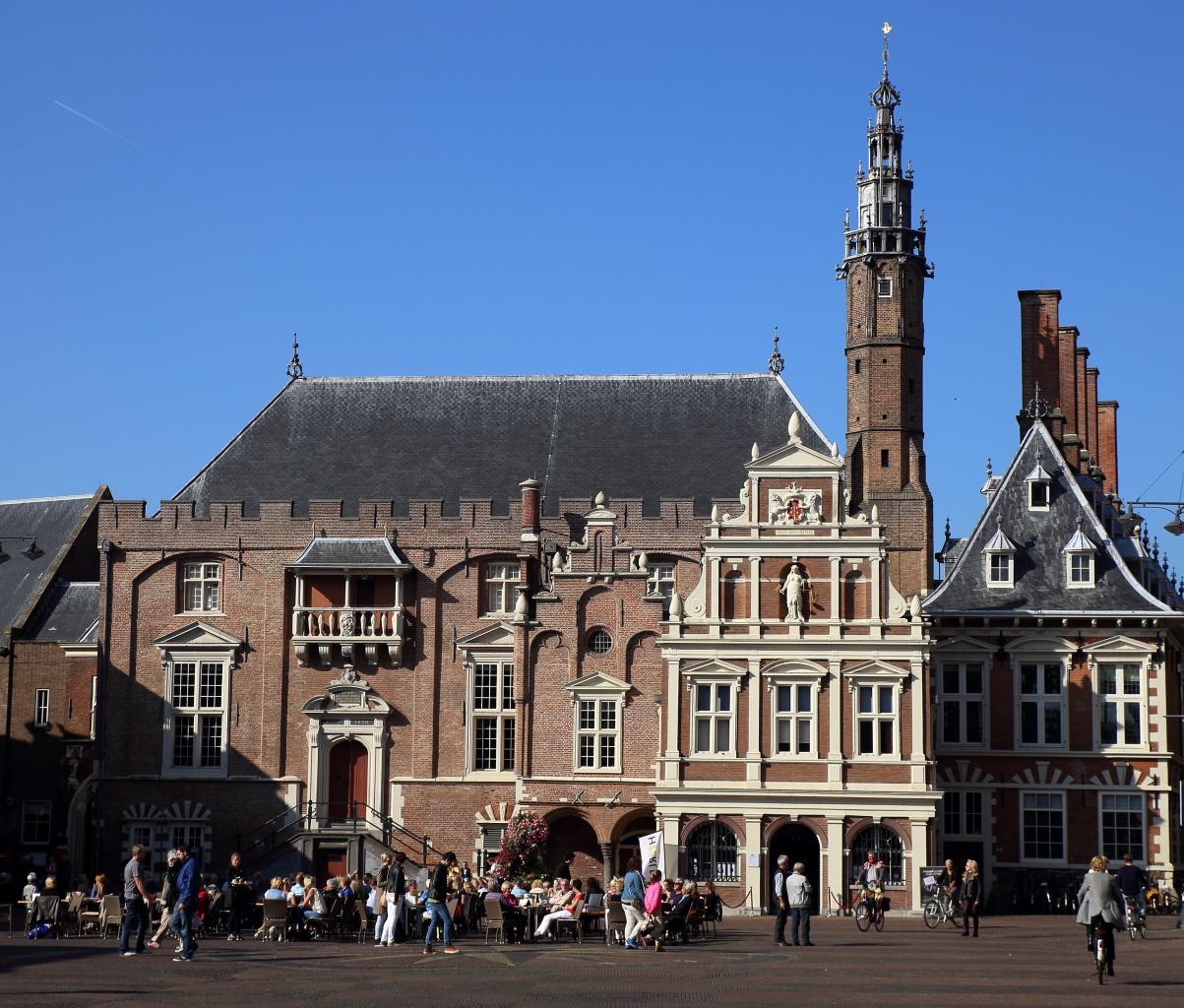Photo Stadhuis en Haarlem, Voir, Sites touristiques - #1