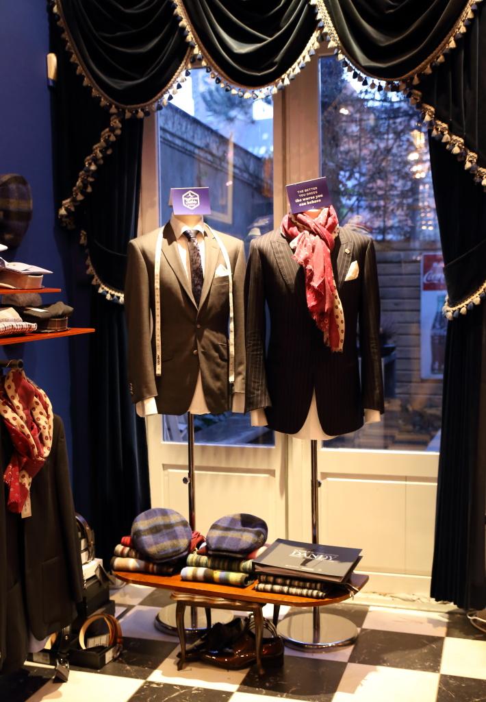 Photo Tillemans Tailors en Hoorn, Shopping, Mode et habillement - #1