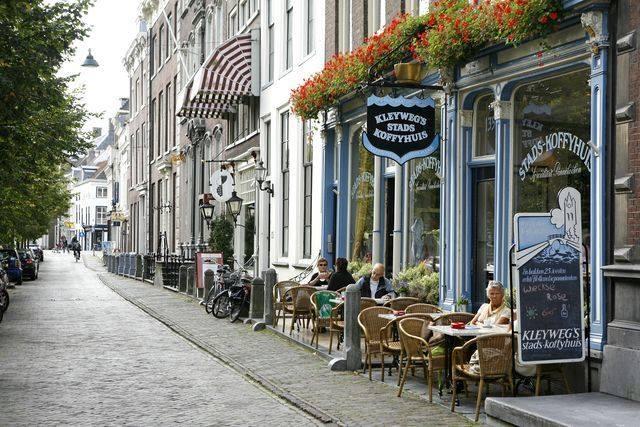 Photo Stads-koffyhuis en Delft, Manger & boire, Café, thé et gâteaux, Déjeuner - #1