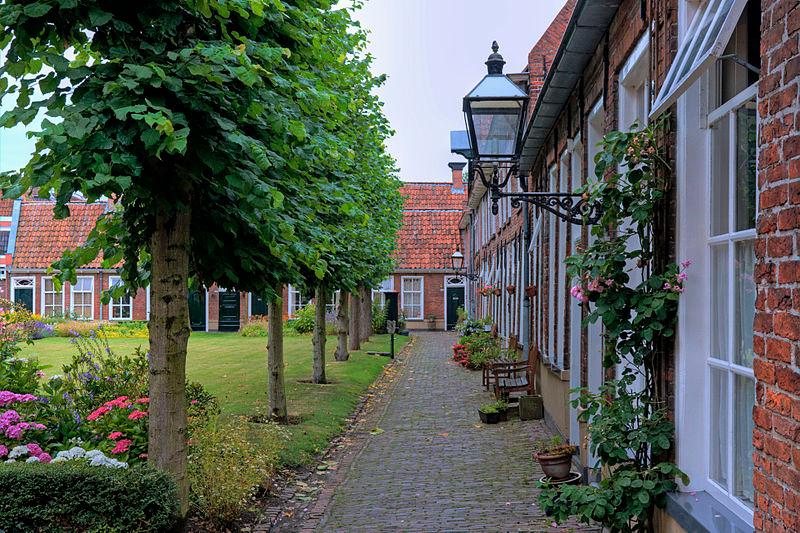 Photo Hofje Sint Anthony Gasthuis en Groningen, Voir, Quartier, place, parc - #1