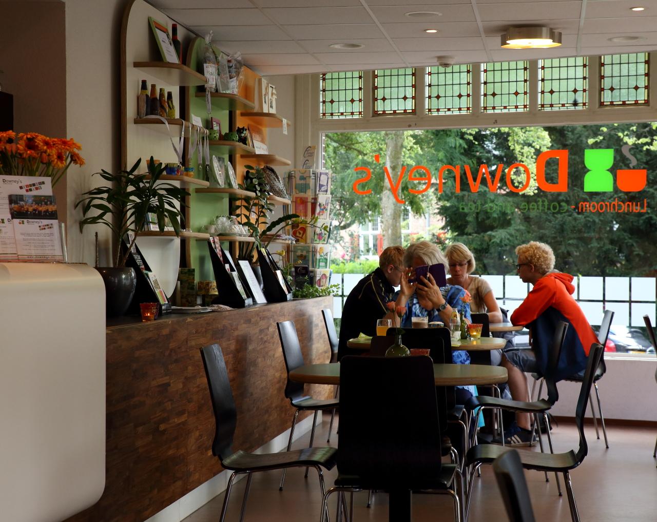 Photo Downey's Coffee and Tea en Amersfoort, Manger & boire, Café, thé et gâteaux, Déjeuner - #3