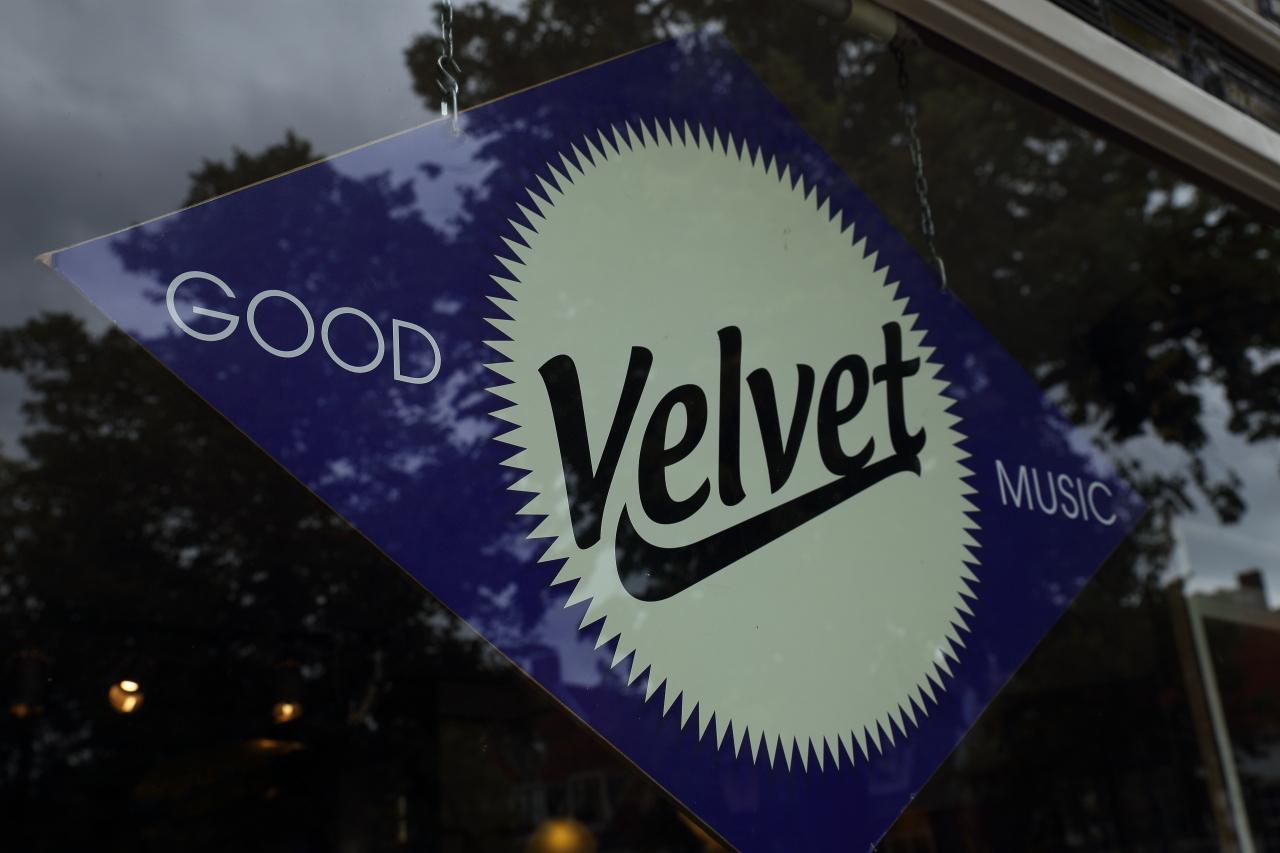 Photo VelvetMusic en Amersfoort, Shopping, Passe-temps et loisirs - #1