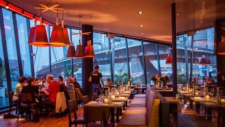 Photo Prachtig en Rotterdam, Manger & boire, Savourer un déjeuner, Savourer au restaurant