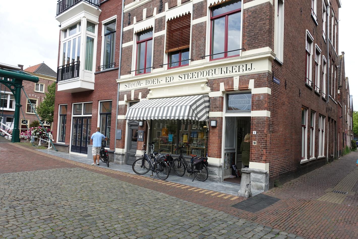 Photo EDUARD Leiden en Leiden, Shopping, Mode et habillement, Art de vivre et cuisiner - #3