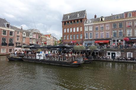 Photo Nieuwe Rijn en Leiden, Voir, Déjeuner, Boire, Dîner, Quartier
