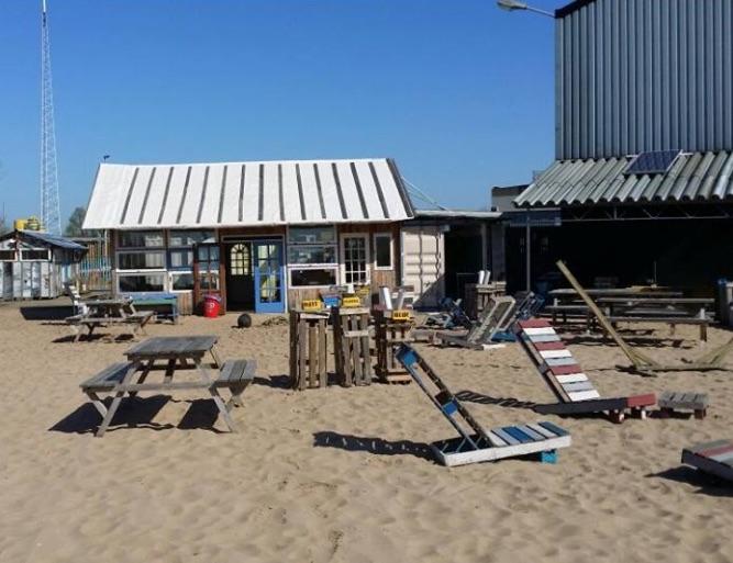 Photo Belcrum Beach en Breda, Manger & boire, Boire - #1