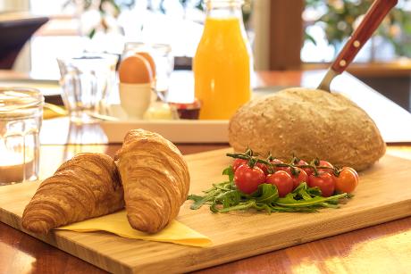 Photo Croissanterie Pigalle en Groningen, Manger & boire, Déjeuner