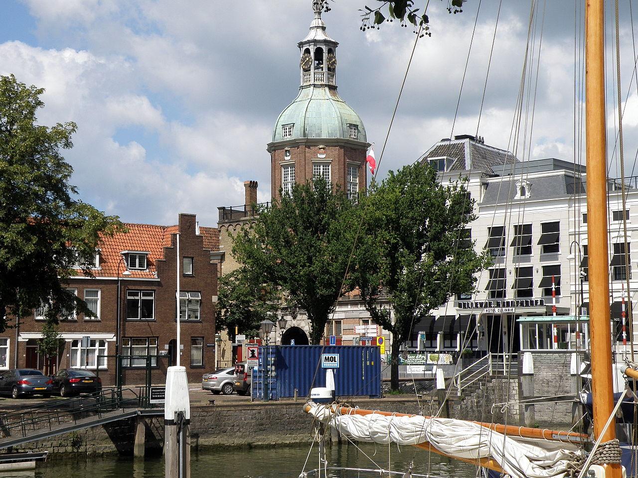 Photo Groothoofdspoort en Dordrecht, Voir, Sites touristiques - #1