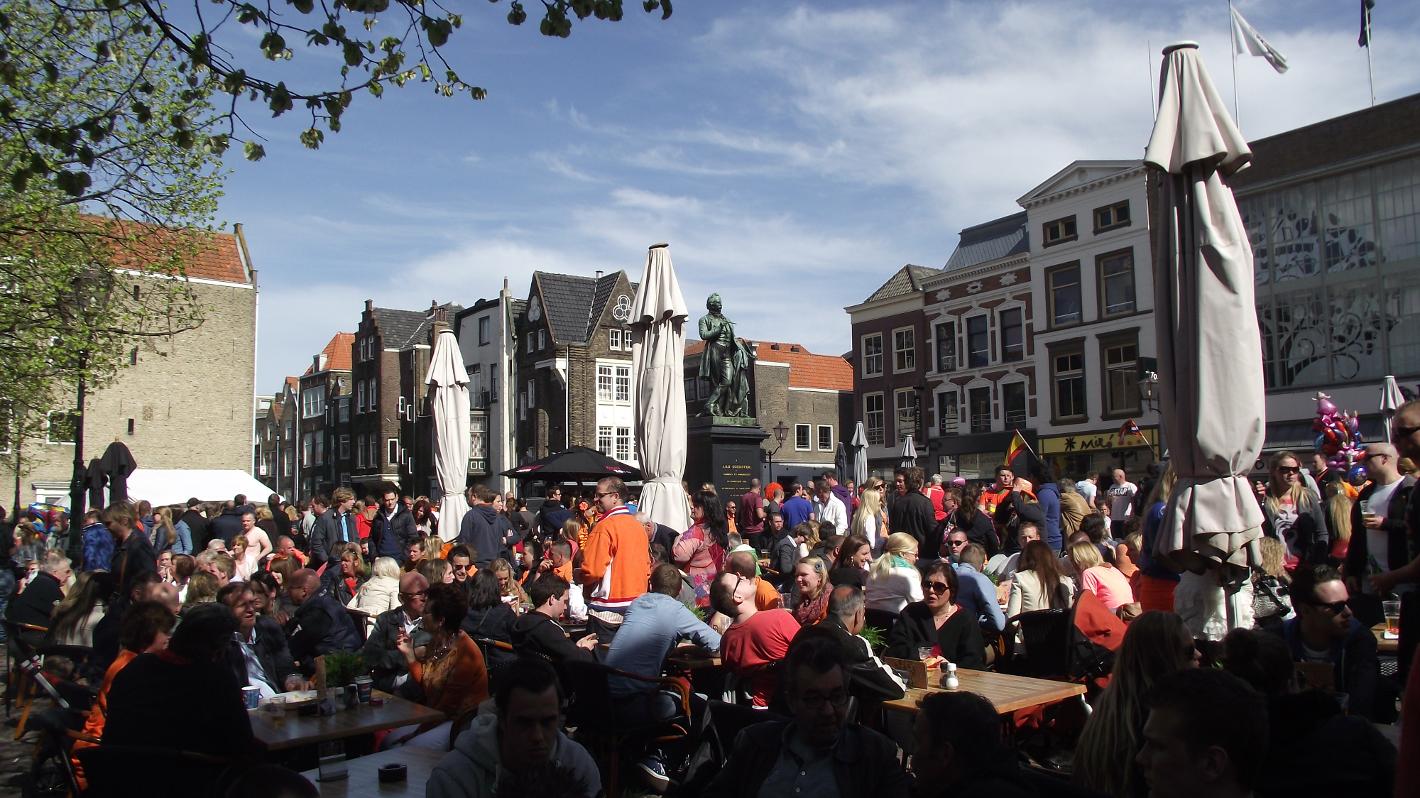 Photo Scheffersplein en Dordrecht, Voir, Café, Déjeuner, Boire, Quartier - #1